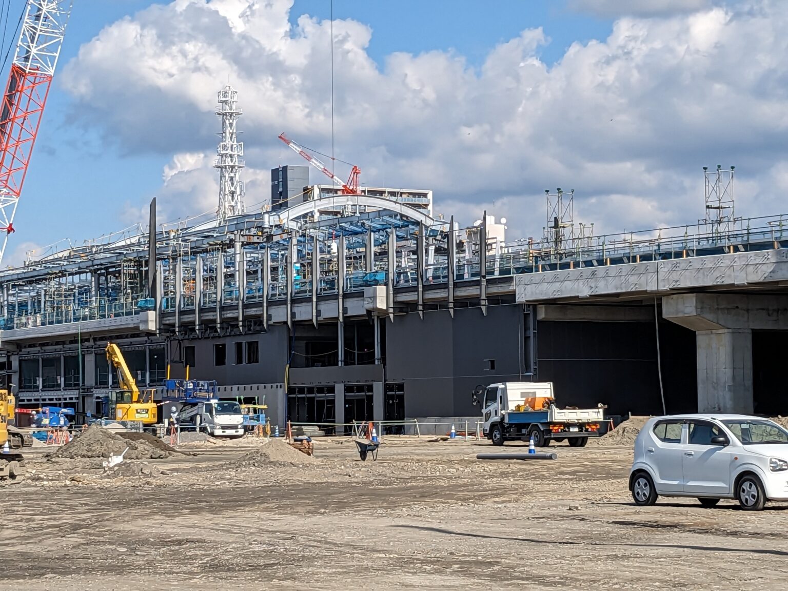 【2023年11月】JR松山駅周辺 再開発レポートVol.3：完成イメージに近づく新駅舎 | 街楽松山