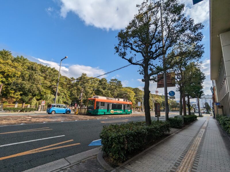 松山市南堀端町