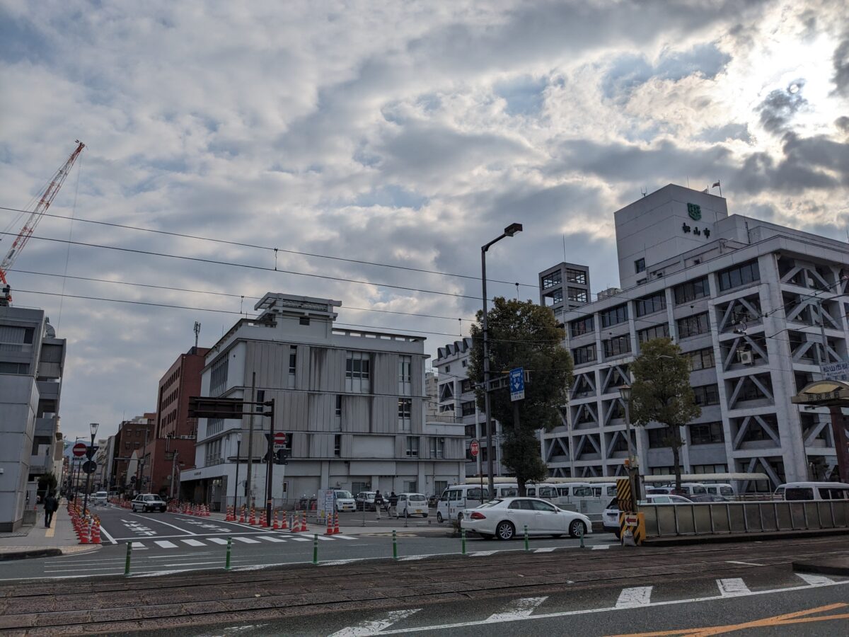 松山市役所新庁舎