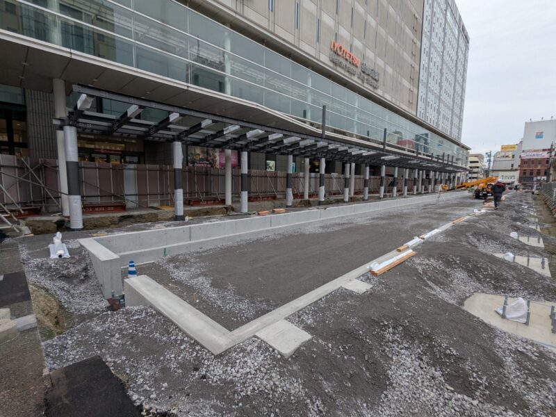 松山市駅前広場整備状況