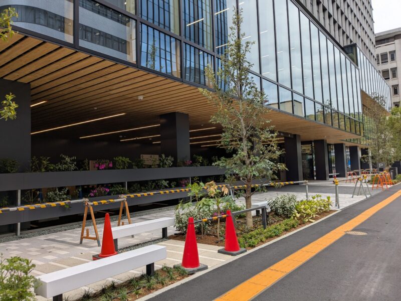 伊予銀行本店 新南館