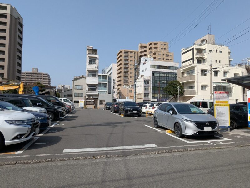 松山市駅周辺でおすすめの駐車場「湊町6丁目パーク」