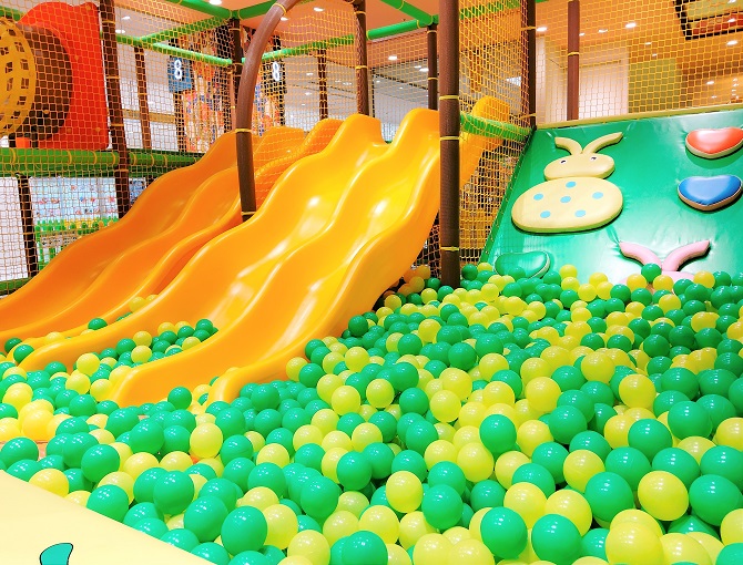 室内遊園地「The Kids(ザキッズ)」