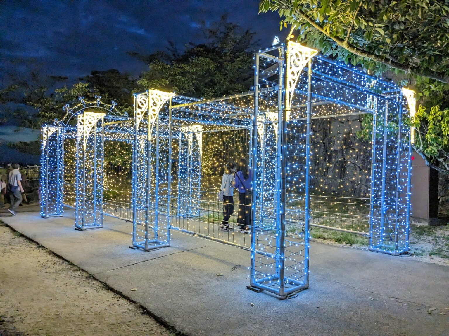 【イルミネーション】光のおもてなしin松山城｜愛媛県松山市