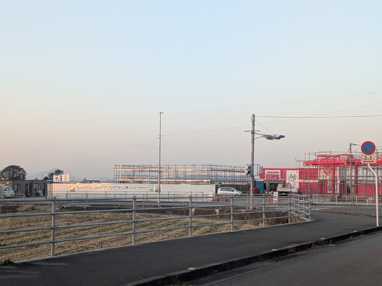 セブン-イレブン 伊予上三谷店｜愛媛県伊予市