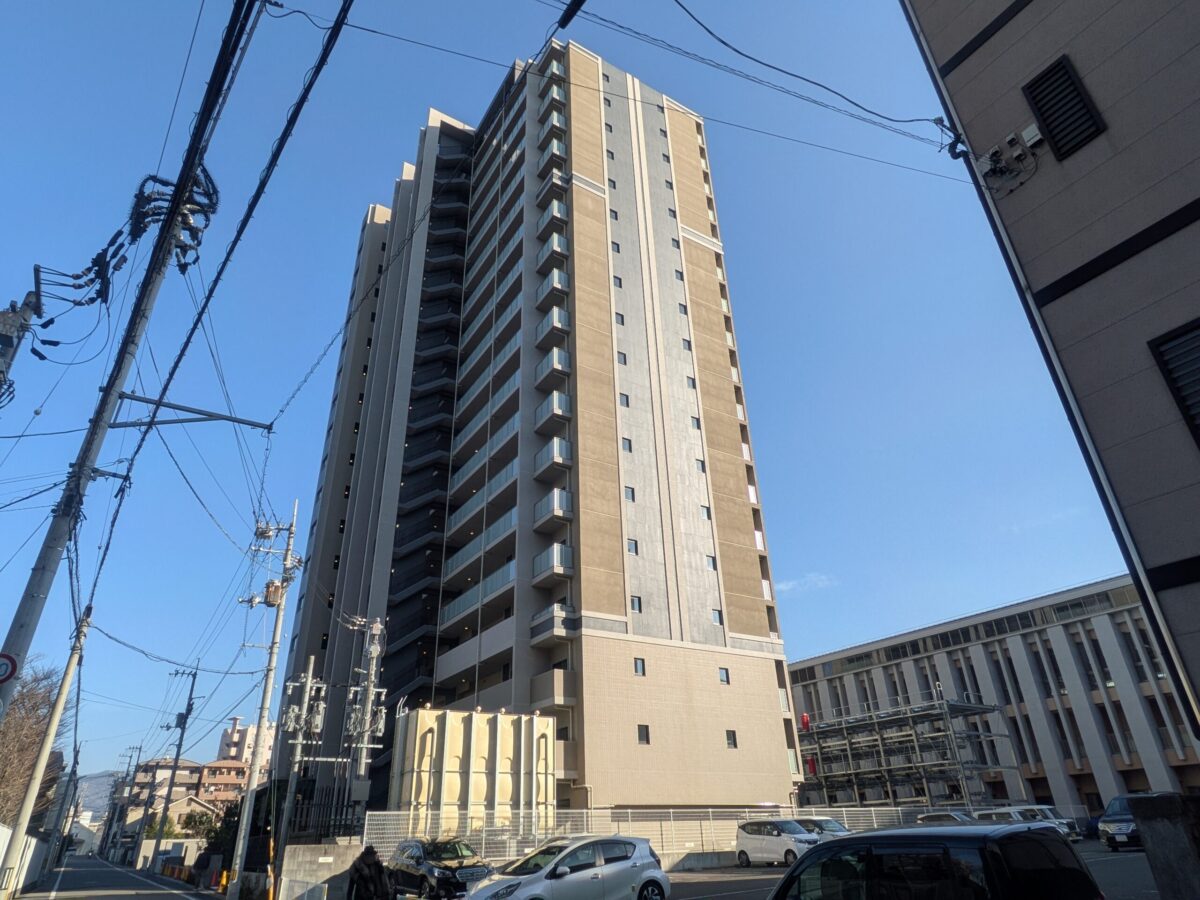 レーベン御宝町アルビオ・タワー｜愛媛県松山市