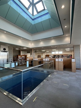 三津浜図書館|愛媛県松山市