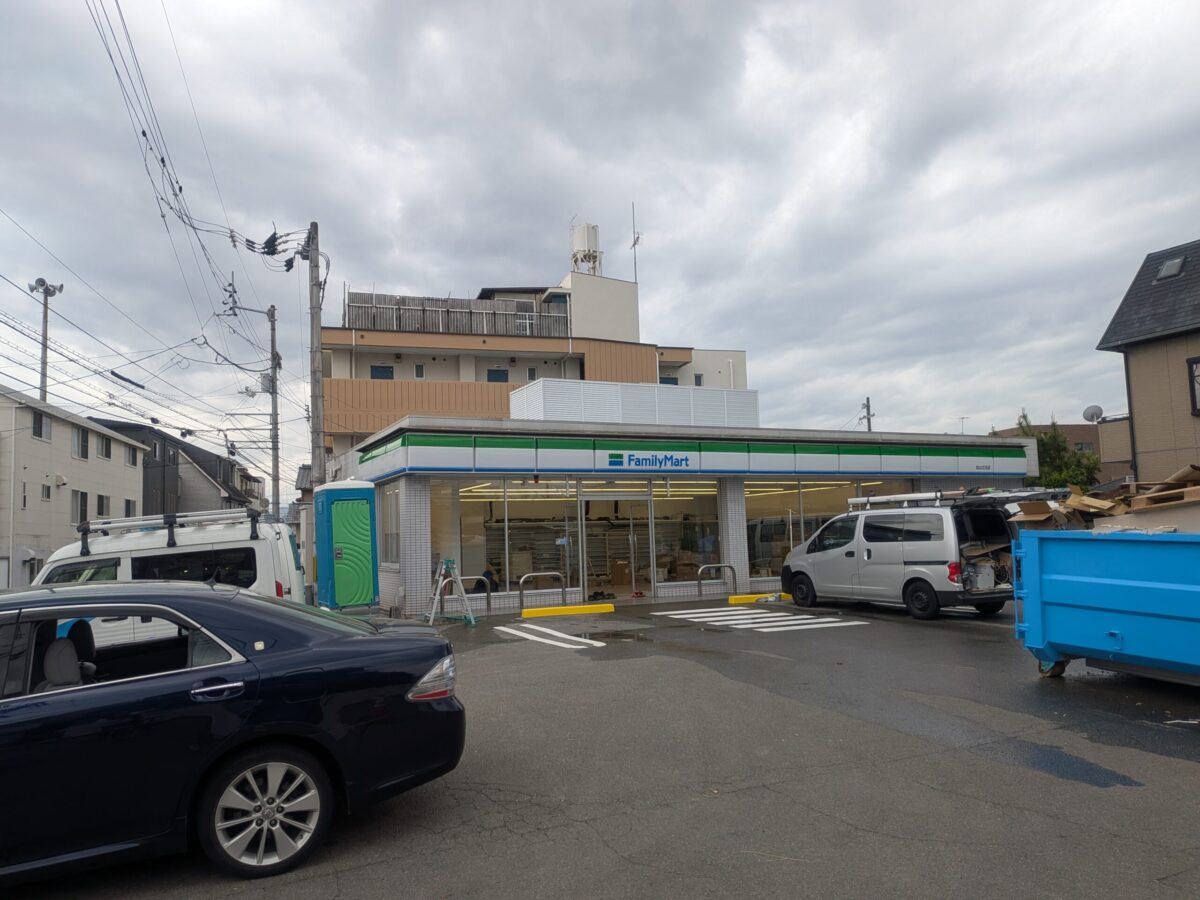 ファミリーマート 松山立花店｜愛媛県松山市