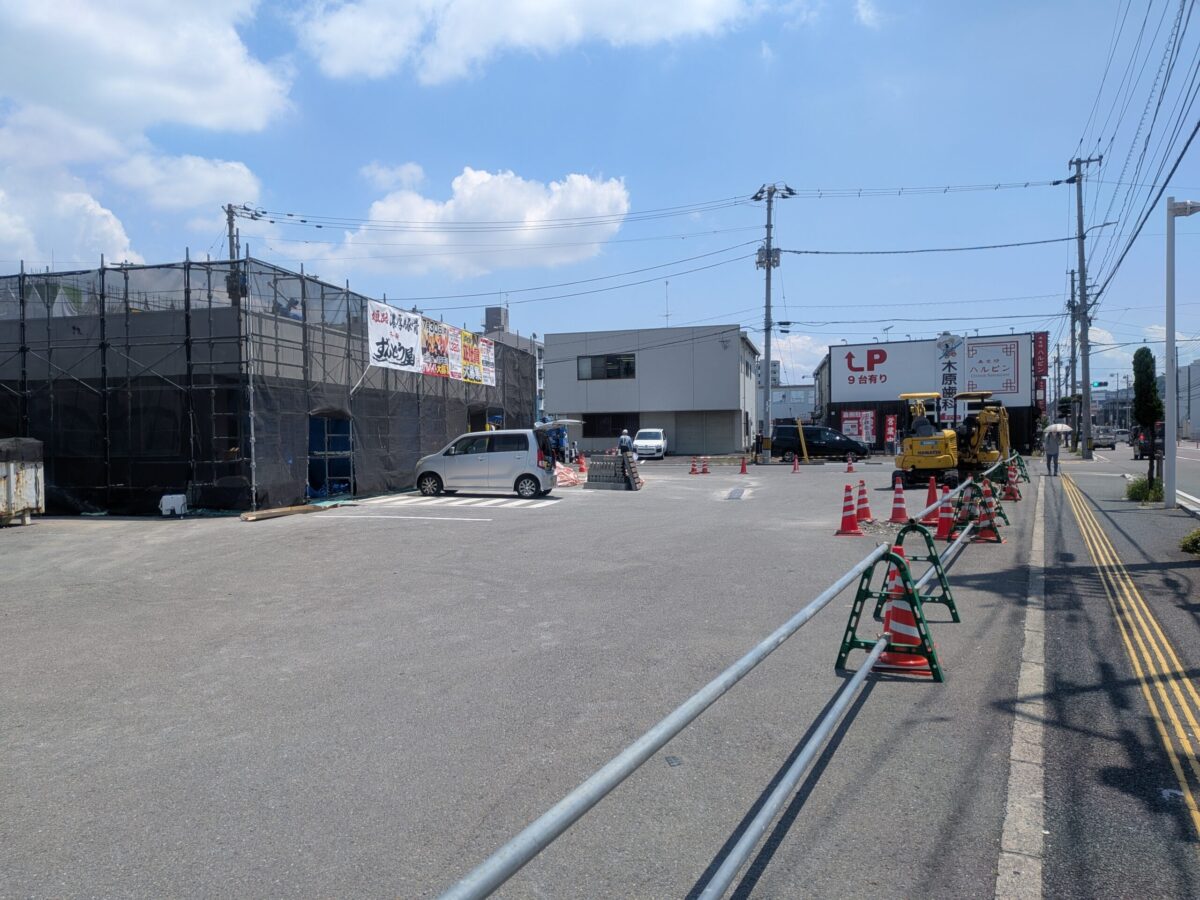 ラー麺ずんどう屋 松山問屋町店｜愛媛県松山市
